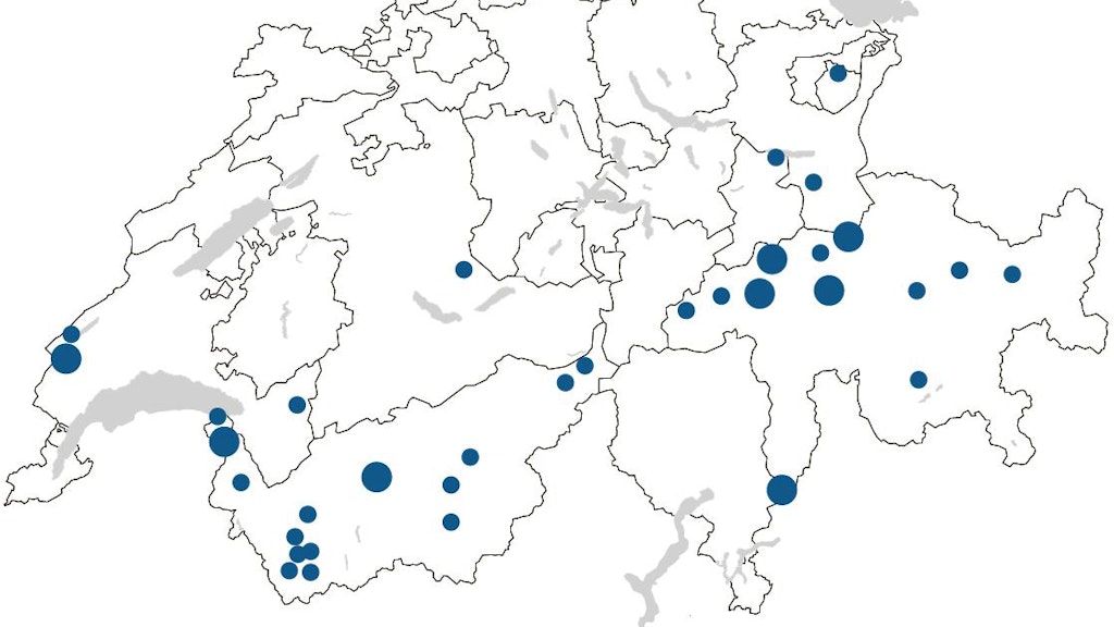 Carte de la Suisse indiquant où vivent des meutes de loup et des individus isolés. La plupart des loups sont établis dans les Grisons et en Valais. Des loups isolés sont par ailleurs également présents dans les cantons de Vaud, de Saint-Gall et de Berne.