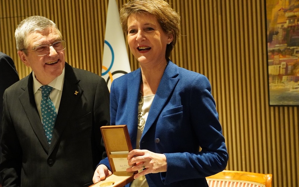 Bundespräsidentin Simonetta Sommaruga und Thomas Bach, Präsident des Internationalen Olympischen Komitees Thomas Bach