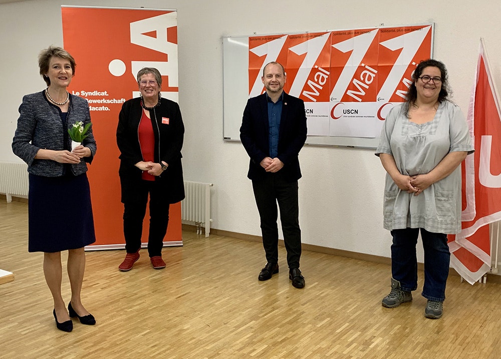 Besuch Neuenburg Abstand