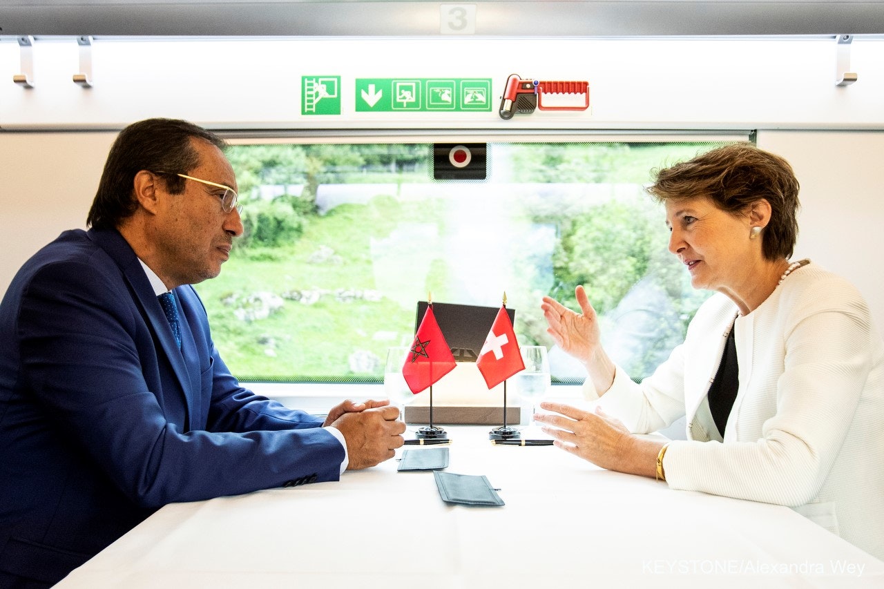 Bundesrätin Sommaruga und der marokkanische Transportminister Abdelkader Amara