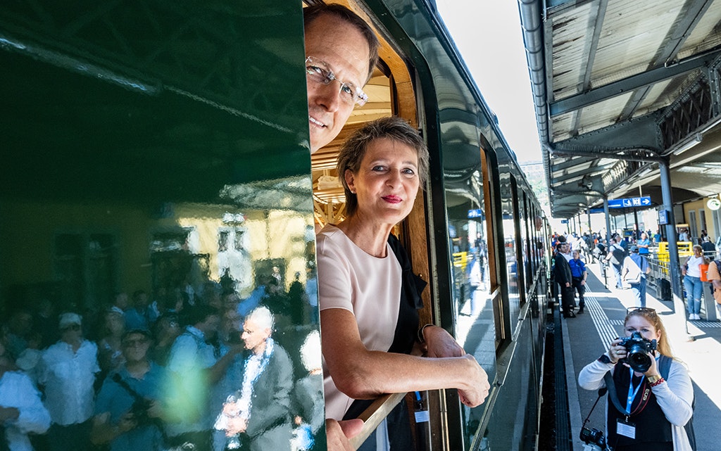 Bundesrätin Simonetta Sommaruga am Bahnhof Baden