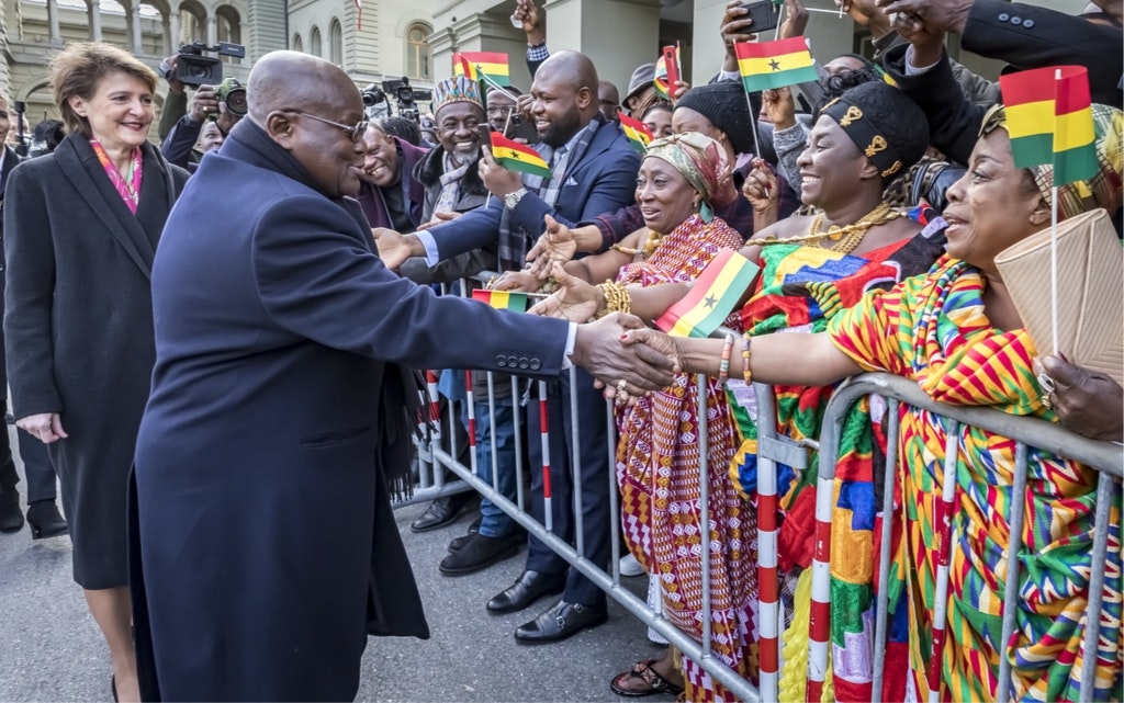 Official reception at Bundesplatz in Bern