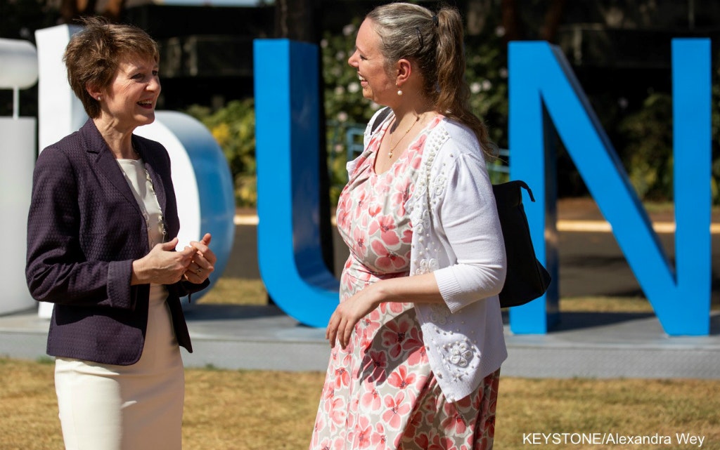La conseillère fédérale Simonetta Sommaruga avec la ministre de l’environnement luxembourgeoise Carole Dieschbourg