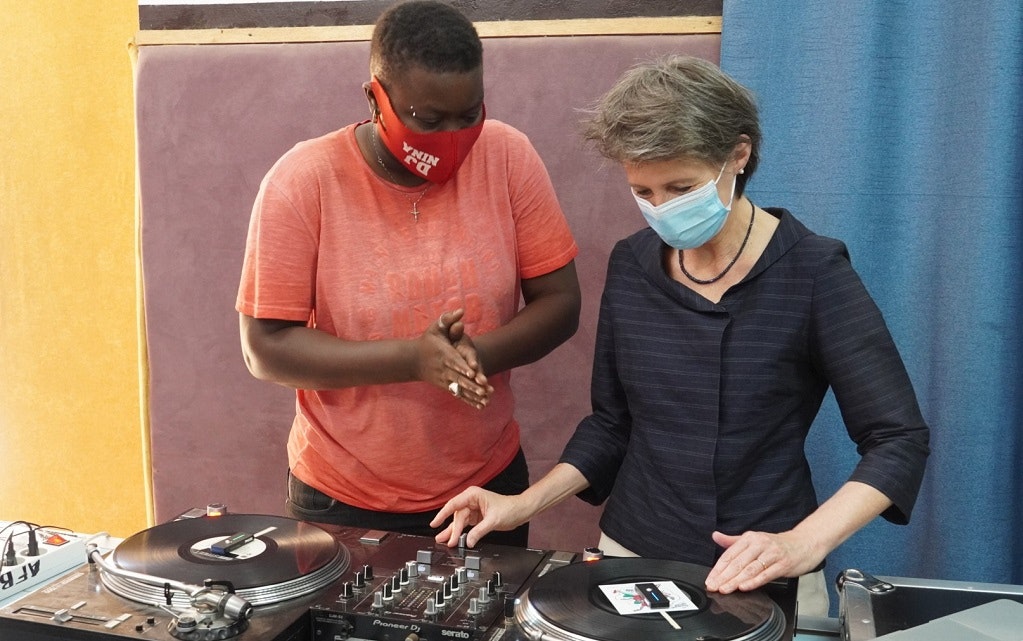 En compagnie de DJ Nina