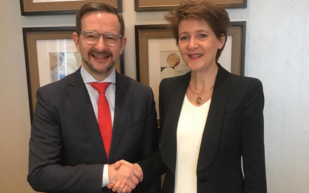 La présidente de la Confédération Simonetta Sommaruga et Thomas Greminger, secrétaire général de l’Organisation pour la sécurité et la coopération en Europe (OSCE)