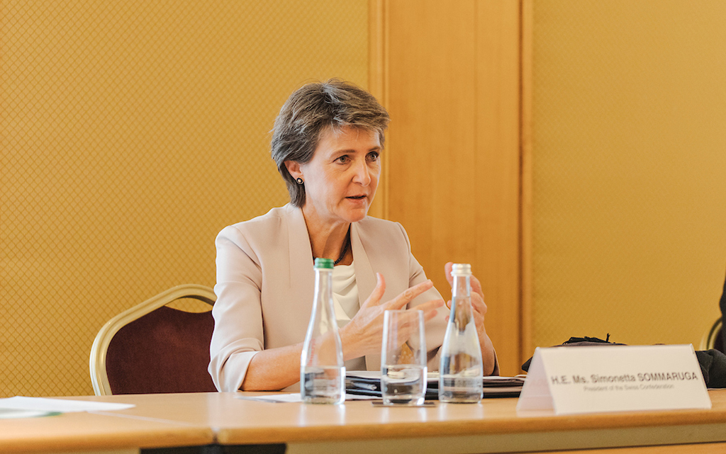 La présidente de la Confédération Simonetta Sommaruga lors des discussions