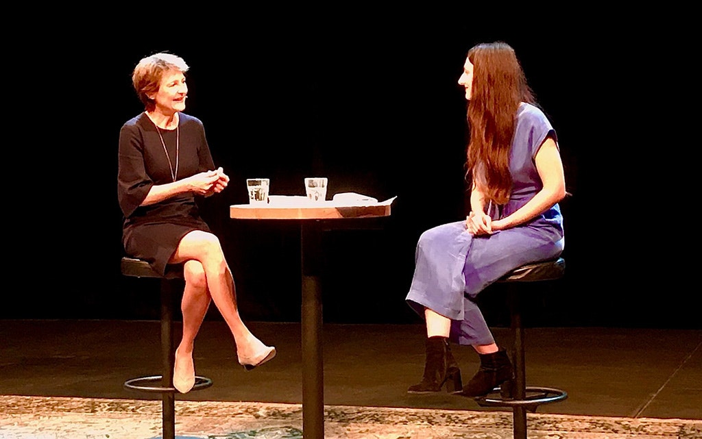 La présidente de la Confédération Simonetta Sommaruga et l’autrice Simone Lappert